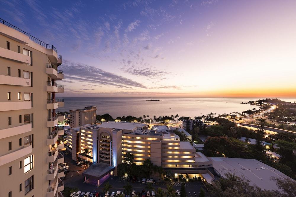 Ramada Hotel & Suites By Wyndham Нумеа Экстерьер фото
