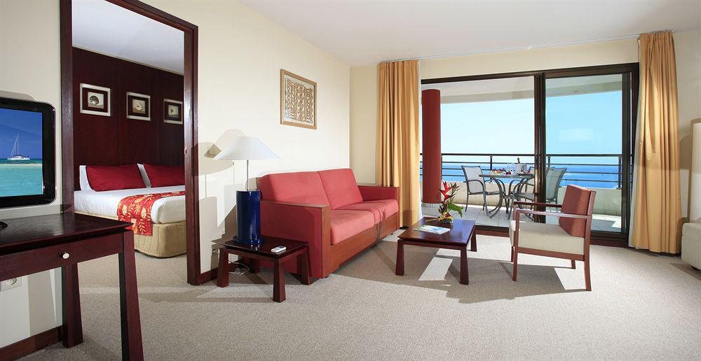 Ramada Hotel & Suites By Wyndham Нумеа Экстерьер фото