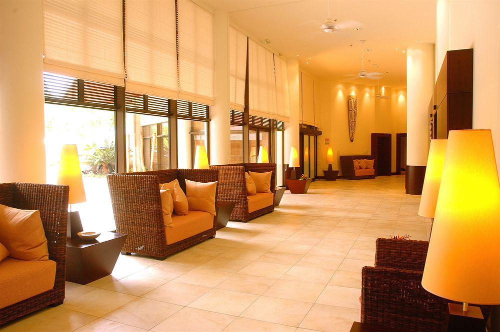 Ramada Hotel & Suites By Wyndham Нумеа Экстерьер фото